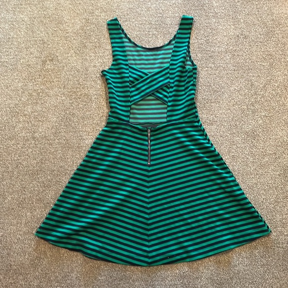 American Eagle Dress with back detail - Size 8 - Picture 5 of 10
